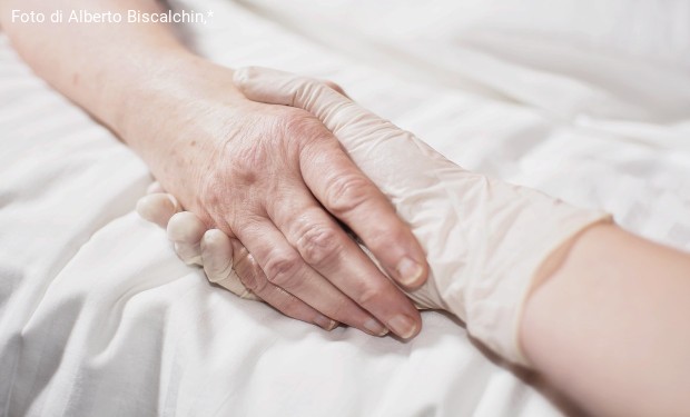 Sedazione, non eutanasia: la proposta dei vescovi spagnoli per i malati terminali